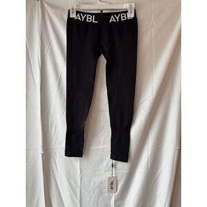 AYBL Staple Seamless Low Rise Legging in Black Size Small